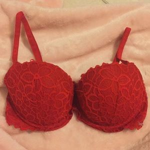 Red semi push up bra